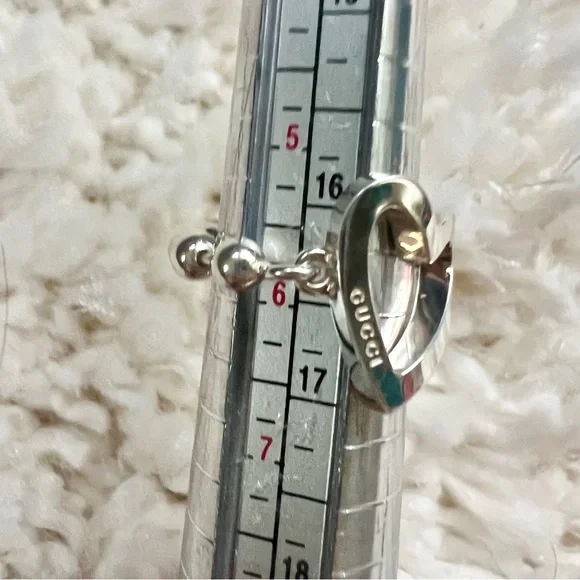 Gucci Silver Heart Beaded Toggle Ring - Picture 8 of 15